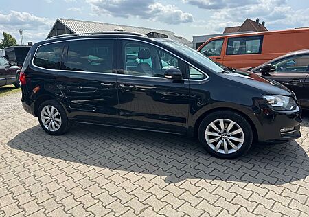 VW Sharan Volkswagen Highline BMT DSG Navi Pano Xenon AHK Keyl