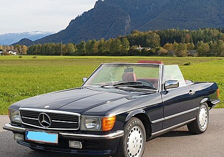 Mercedes-Benz SL 560