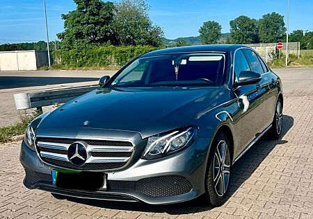 Mercedes-Benz E 220 Mercedes Benz E W213 220D*neu TÜV*NAVi* Kamera