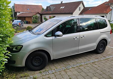 VW Sharan Volkswagen 2.0 TDI DSG 125kW BMotion Tech Highli...