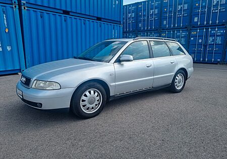 Audi A4 2.4 Avant - Voll Fahrbereit