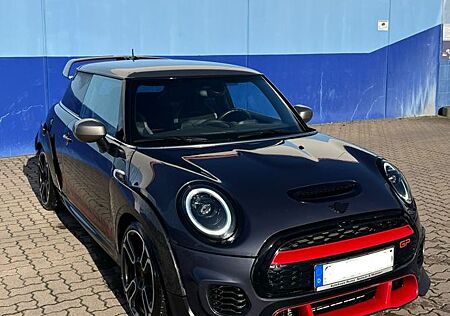 Mini John Cooper Works GP 3/ Nr. 1812 von 3000