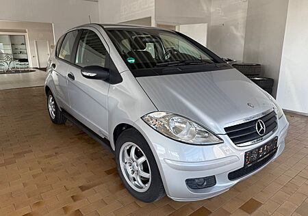 Mercedes-Benz A 170 Aut. Scheckheft Navi Klima TÜV Neu