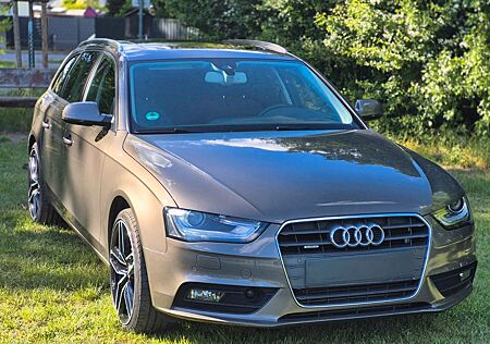 Audi A4 2.0 TDI 130kW S tr. quattro