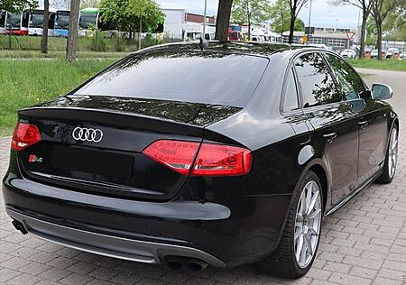 Audi S4 3.0 TFSI S tronic quattro -