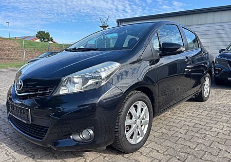 Toyota Yaris 1,33 Club/Navi/Kamera/Klima/Bluetooth