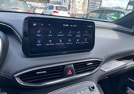 Hyundai Santa Fe 1.6 T-GDI Plug-in Hybrid 4WD Auto -