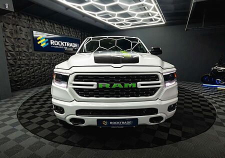 Dodge RAM 5.7 V8 HEMI 4x4 OFFROAD Night-Paket LONGBED