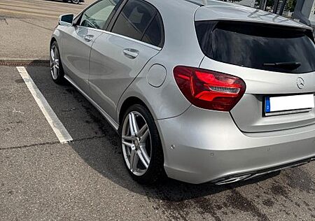 Mercedes-Benz A 220