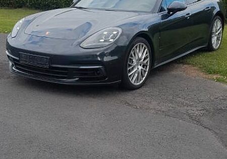 Porsche Panamera 4S Diesel S