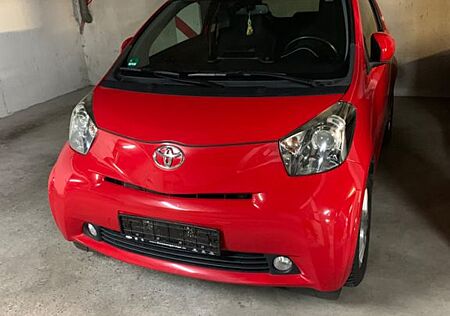 Toyota iQ + 1,0-l-VVT-i +