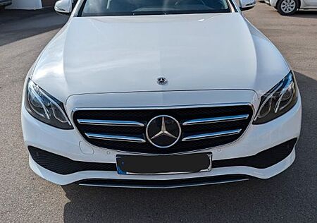 Mercedes-Benz E 300 de T Autom. -