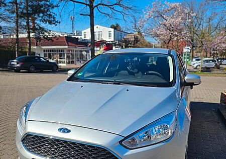 Ford Focus 1,0 EcoBoost 74kW Business Turnier Bus...