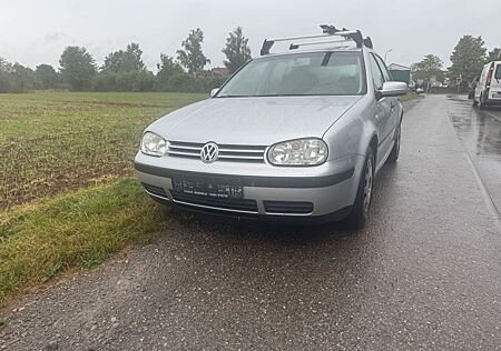 VW Golf Volkswagen 1.4 Champ TÜV neu Klima AHK
