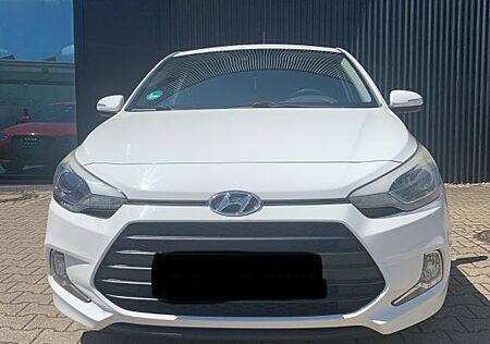 Hyundai i20 1.4 Trend Coupe Trend
