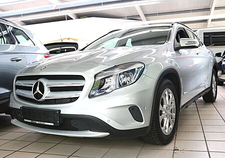 Mercedes-Benz GLB 200 GLA 200 Style-Paket