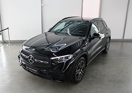 Mercedes-Benz GLC-Klasse GLC 200 4M AMG Kamera Night-Paket AHK Ambiente