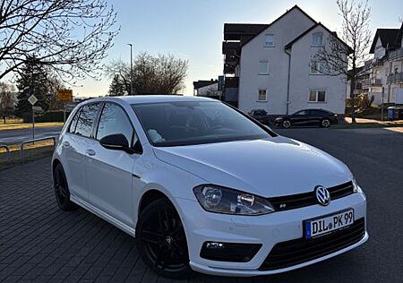 VW Golf Volkswagen 1.4 TSI 92kW BMT CUP R-Line