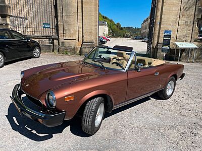 Fiat 124 Spider 2000i