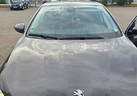 Peugeot 308 SW Active BlueHDi 120 EAT6 STOP & START ...