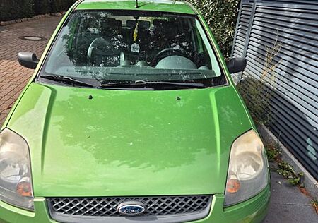 Ford Fiesta 1.3 44 kW Ambiente Ambiente