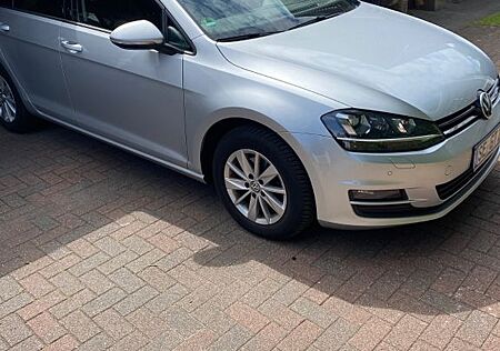 VW Golf Volkswagen 1.6 TDI BlueMotion Variant ...