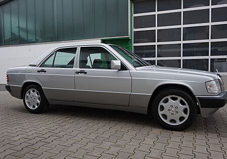 Mercedes-Benz 190 E 2.0 Klassiker in Jahreswagen-Zustand