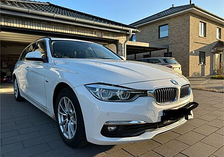 BMW 320d Touring Luxury Line AHK Automatik