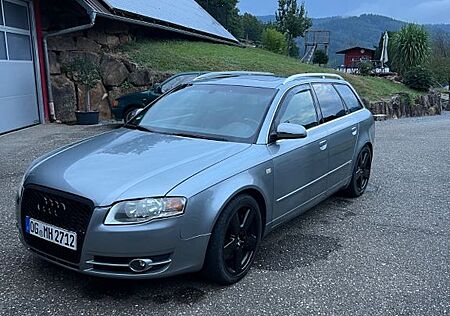 Audi A4 2.0 T FSI quattro Avant -S-Line