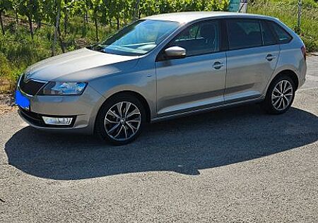 Skoda Rapid 1.2 TSI 81kW Drive Spaceback Drive