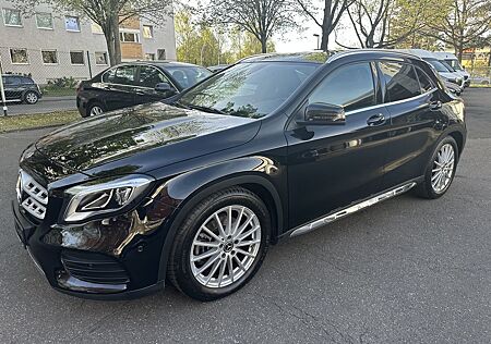 Mercedes-Benz GLA 250 4Matic *AMG Line*Panorama*Kamera*