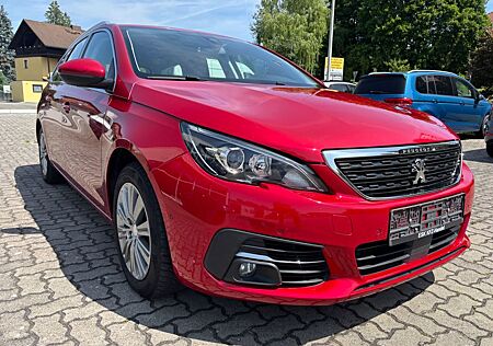 Peugeot 308 SW Pure Tech 130 I LED I Teilleder