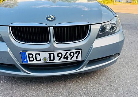 BMW 316i 05/2027 TÜV
