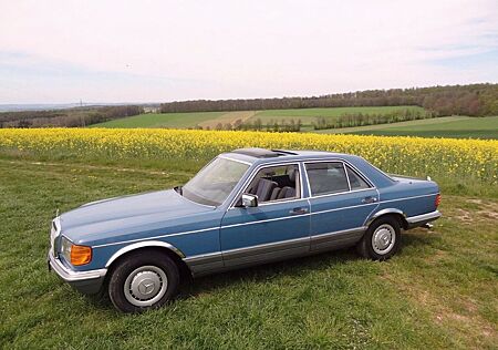 Mercedes-Benz 500 Automatik SE V8