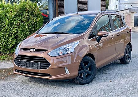 Ford B-Max Titanium