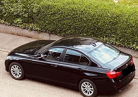 BMW 318i Advantage Advantage