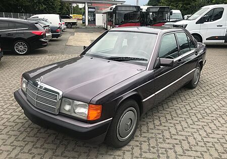 Mercedes-Benz 190 E 2.0