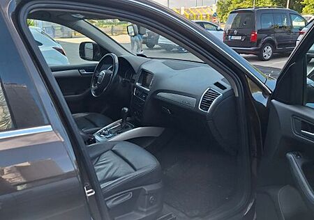 Audi Q5 3.0 TDI S tronic quattro -