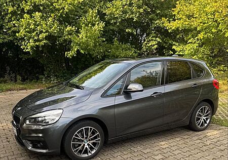 BMW 218i Active Tourer Advantage