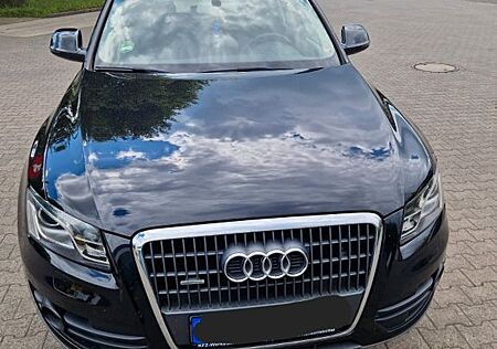 Audi Q5 1.8 TFSI quattro in Schwarz, NAVI, 130.000km