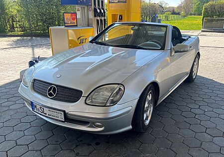 Mercedes-Benz SLK 200