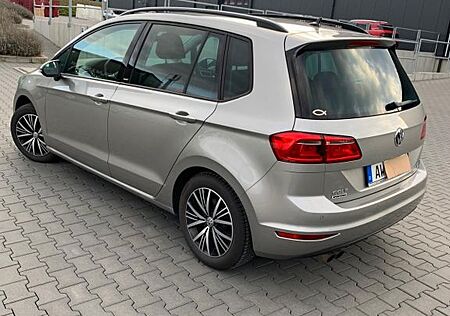VW Golf Sportsvan Volkswagen 1.4 TSI 92kW DSG ALLSTAR BMT ...