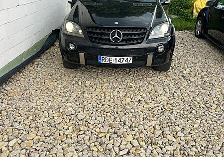 Mercedes-Benz ML 320 CDI 4MATIC -AMG Styling Black Edition