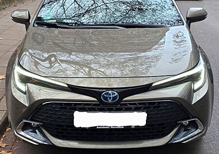 Toyota Corolla 1,8 Hybrid Team Deutschl Touring Spo...