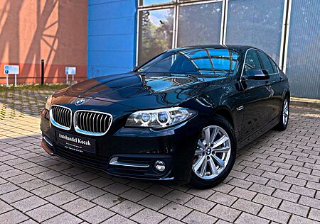 BMW 520d Glasdach Komfortsitz Soft-Close Navi-Prof
