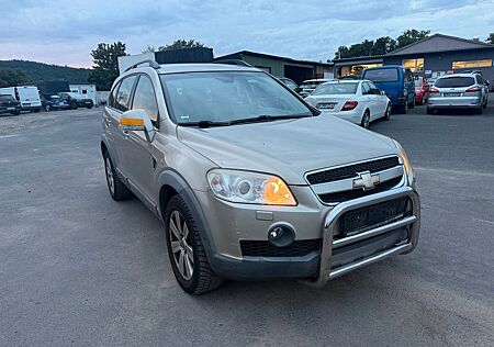 Chevrolet Captiva 2.0 D LT 4WD,voll farbereit