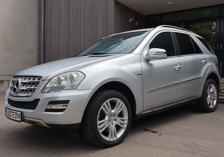 Mercedes-Benz ML 300 CDI 4Matic/AHK/Facelift/Standheizung