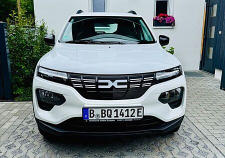 Dacia Spring Essential mit CCS, Zubehör, Werksgarantie