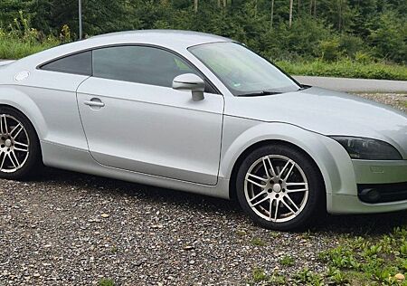 Audi TT Coupe 2.0 TDI quattro