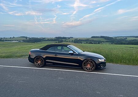 Audi A5 3.0 TDI S tronic quattro Cabriolet -S-Line